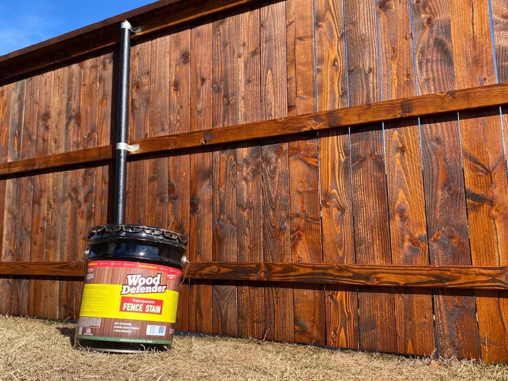 Wood defender Fence Staining